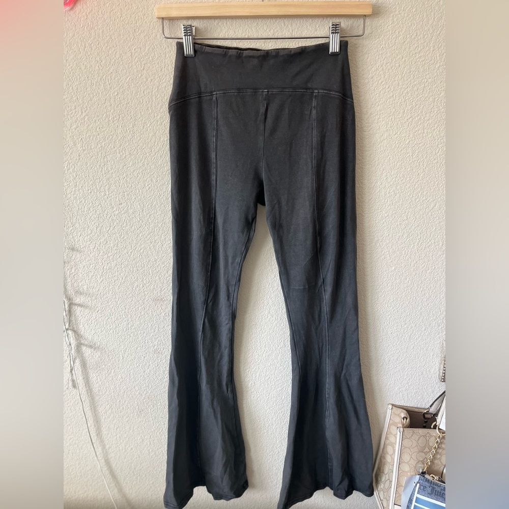 Urban Outfitters flare leggings